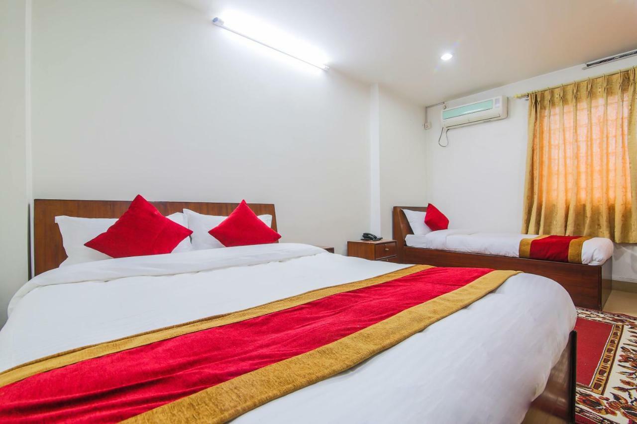 Oyo 358 Hotel Rose Star Kathmandu Bagian luar foto